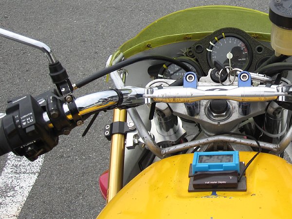 nsr250 nhkステアリングダンパー倒立取り付け