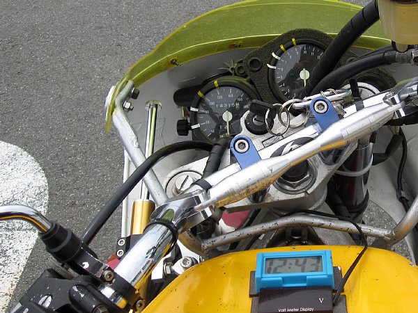 nsr250 nhkステアリングダンパー倒立取り付け