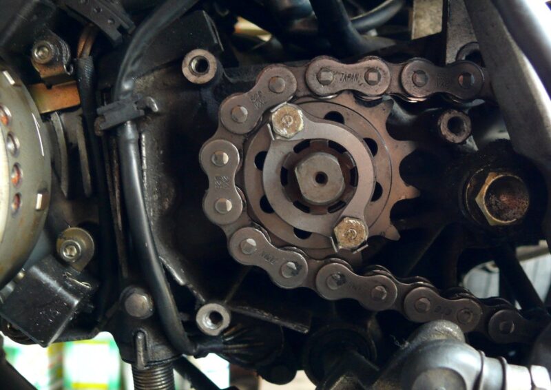 nsr250フロントスプロケット交換